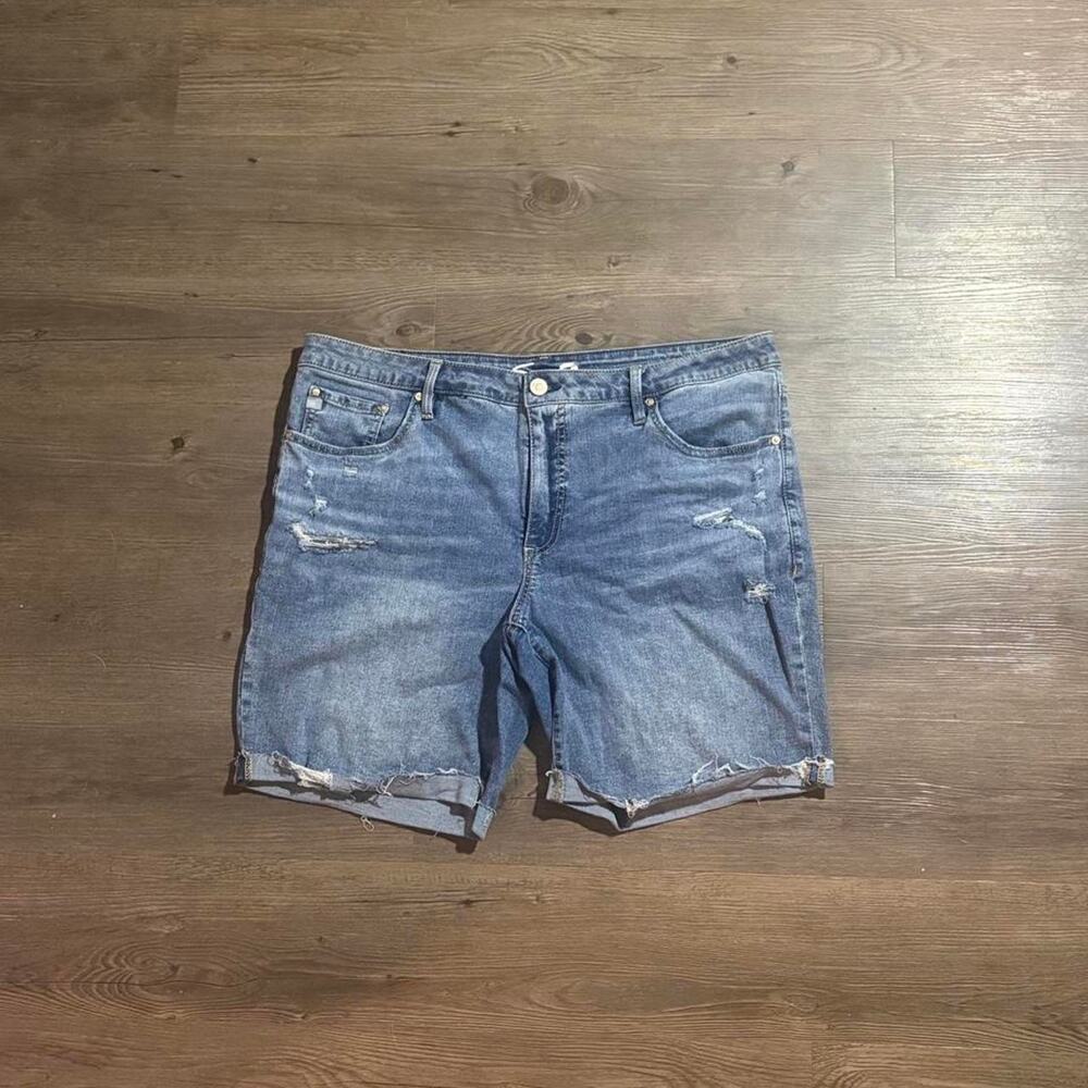 Distressed seven7 shorts